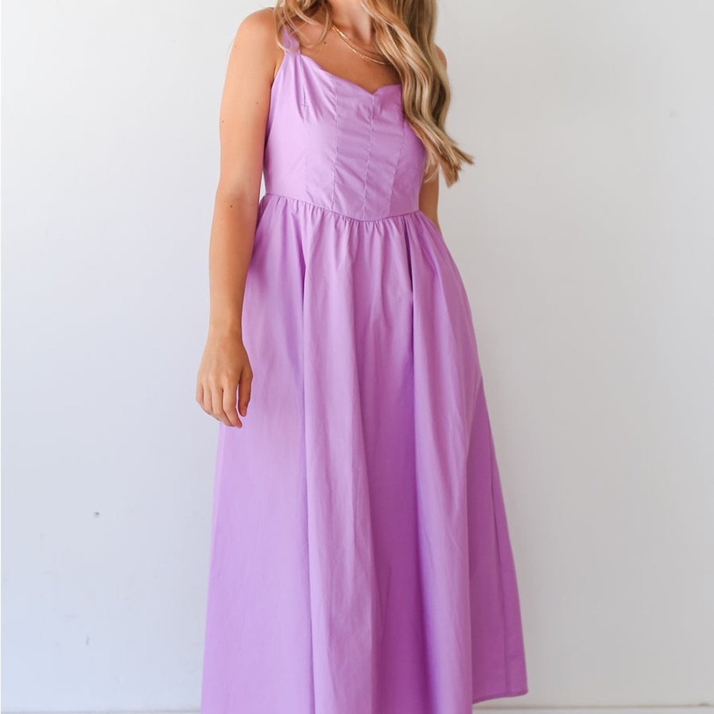 ⭐️Gala Perfection lavender maxi. Scalloped neckline - Picture 6 of 16